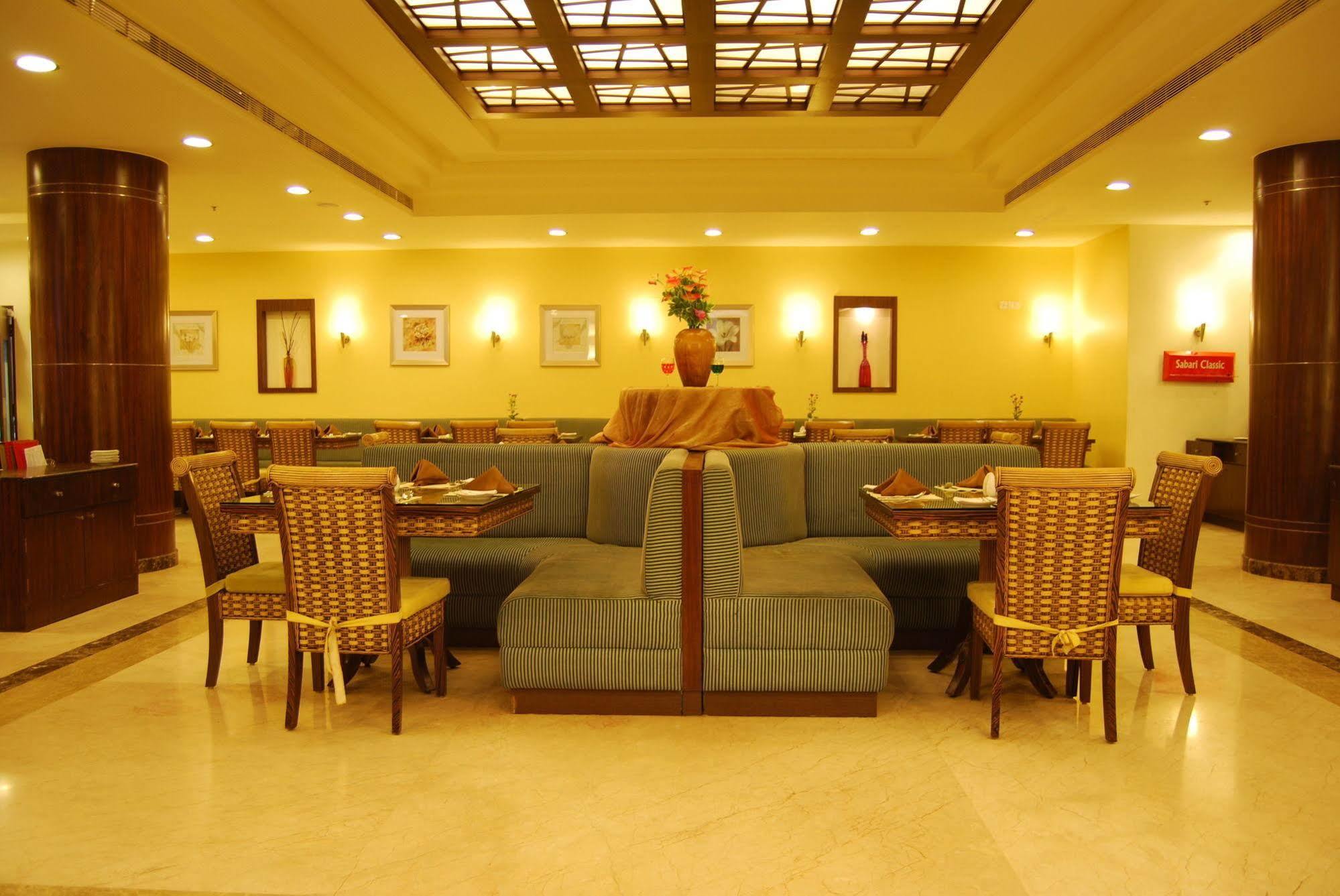 คุกุลัม พาร์ต สพารี โอเอ็มอาร์ ซิปคอต Hotel เชนไน ภายนอก รูปภาพ